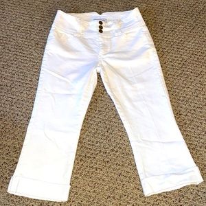 Liz Claiborne Capris White Jean